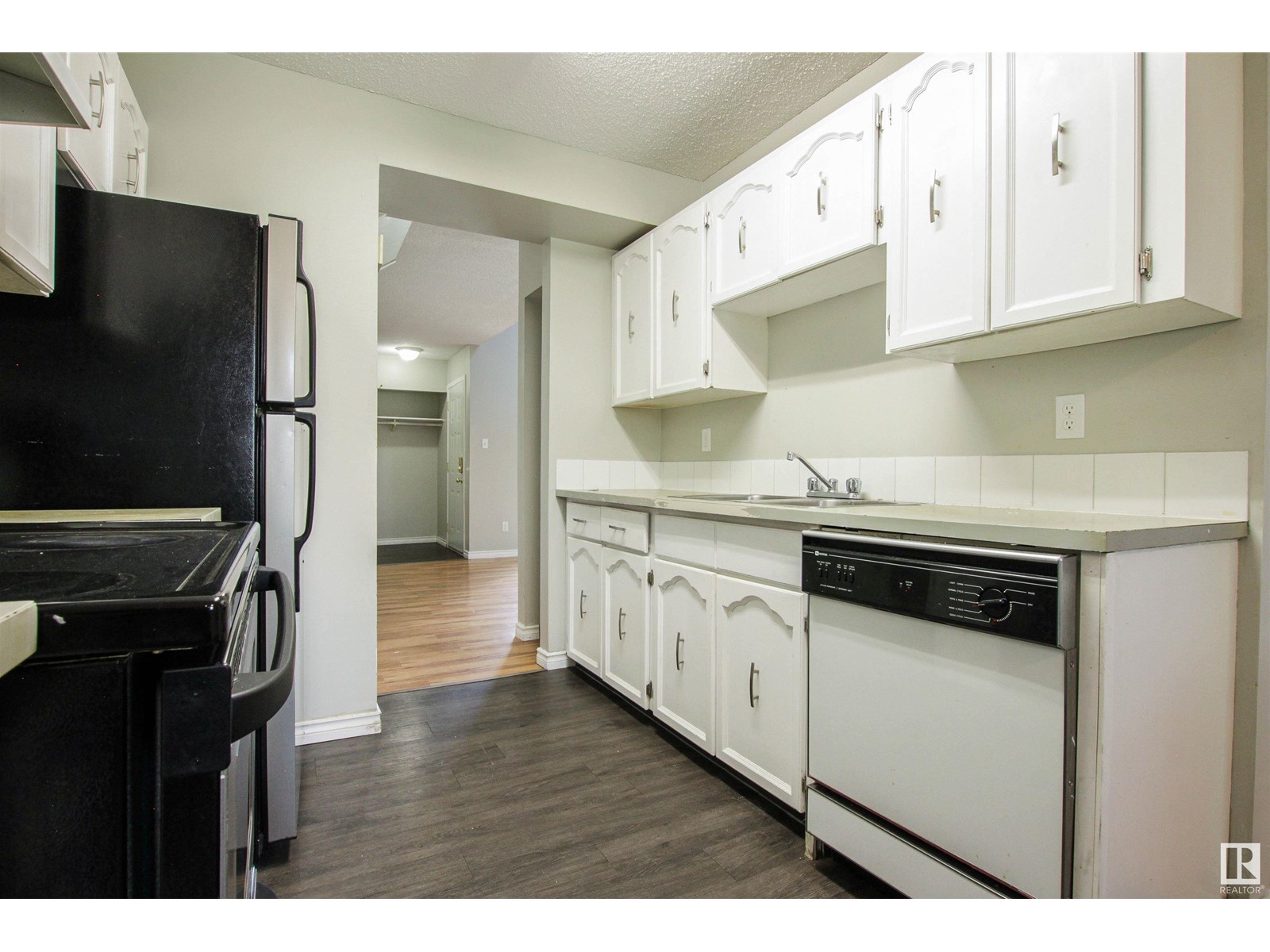 5363 Hill View Cr Nw, Edmonton, Alberta  T6L 1V9 - Photo 23 - E4446884