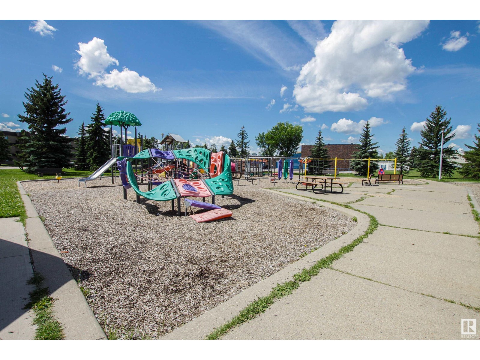 5363 Hill View Cr Nw, Edmonton, Alberta  T6L 1V9 - Photo 6 - E4446884
