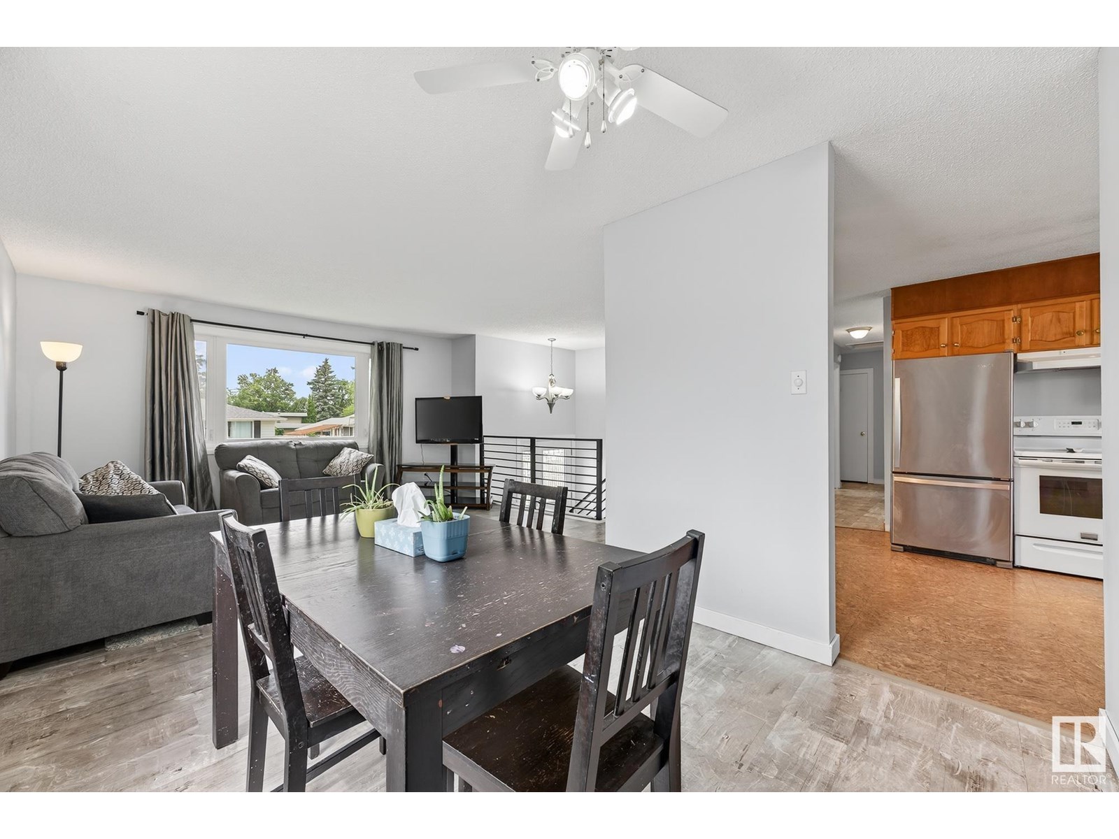 62 Mission St, Sherwood Park, Alberta  T8A 0V7 - Photo 10 - E4446942