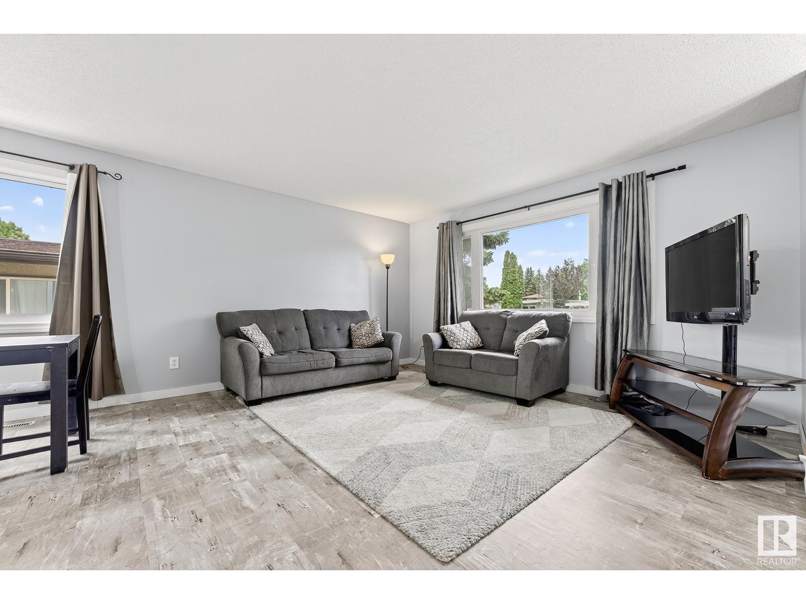 62 Mission St, Sherwood Park, Alberta  T8A 0V7 - Photo 4 - E4446942