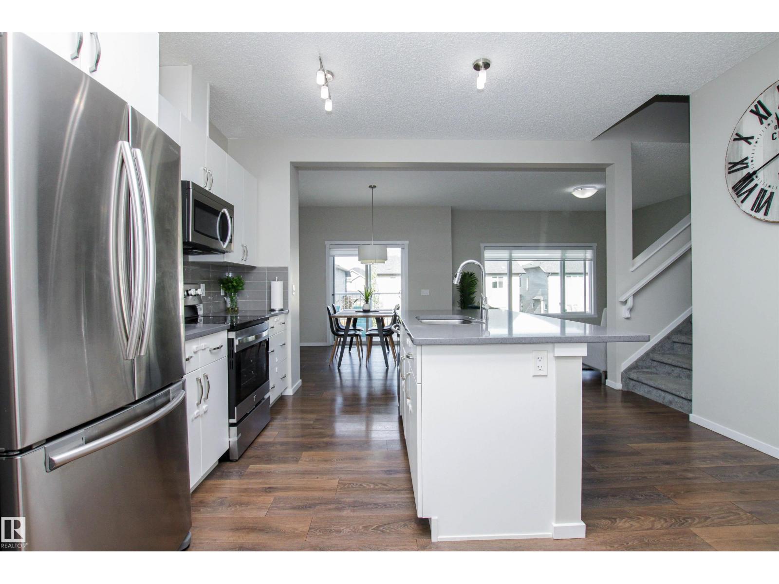 26 Ambleside Wy, Sherwood Park, Alberta  T8H 1A5 - Photo 4 - E4458893