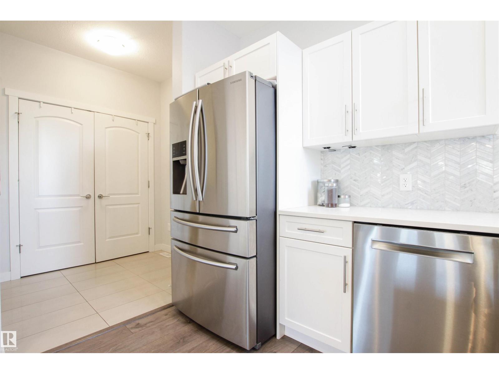 16752 15 Av Sw, Edmonton, Alberta  T6W 3R6 - Photo 26 - E4470089