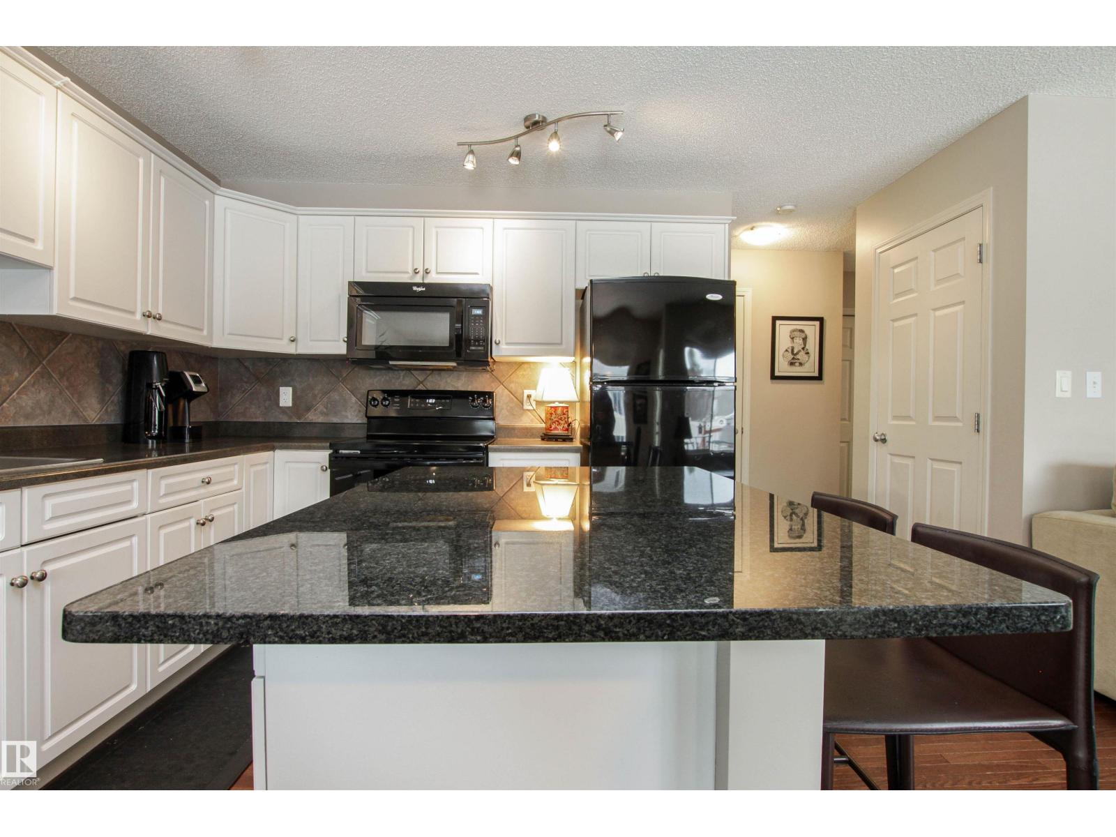 2315 Lemieux Pl Nw, Edmonton, Alberta  T6R 0C3 - Photo 13 - E4471395