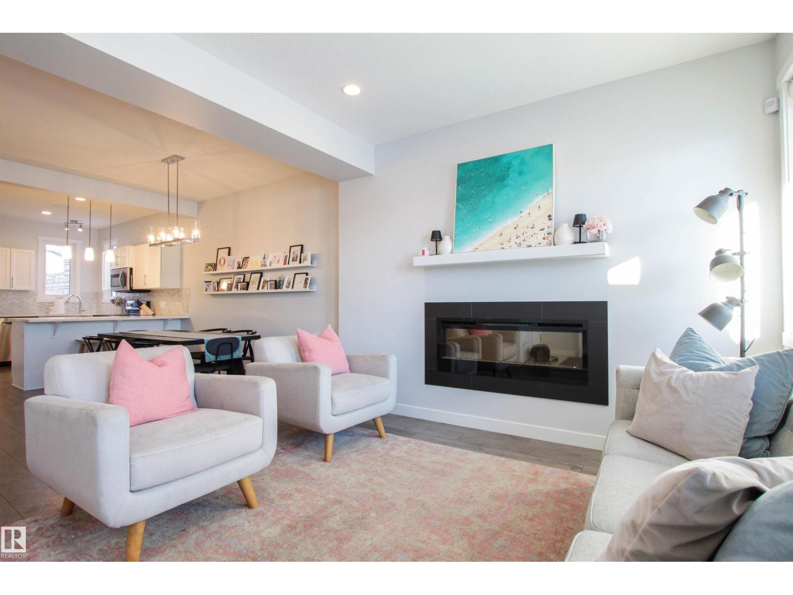 16752 15 Av Sw, Edmonton, Alberta  T6W 3R6 - Photo 11 - E4474096