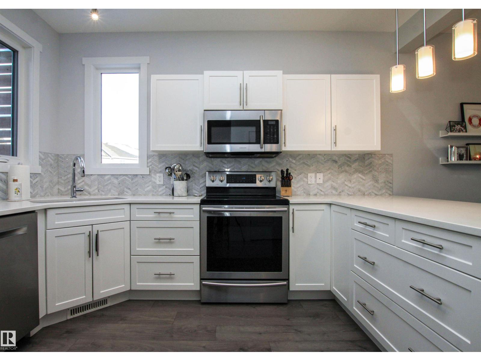 16752 15 Av Sw, Edmonton, Alberta  T6W 3R6 - Photo 24 - E4474096