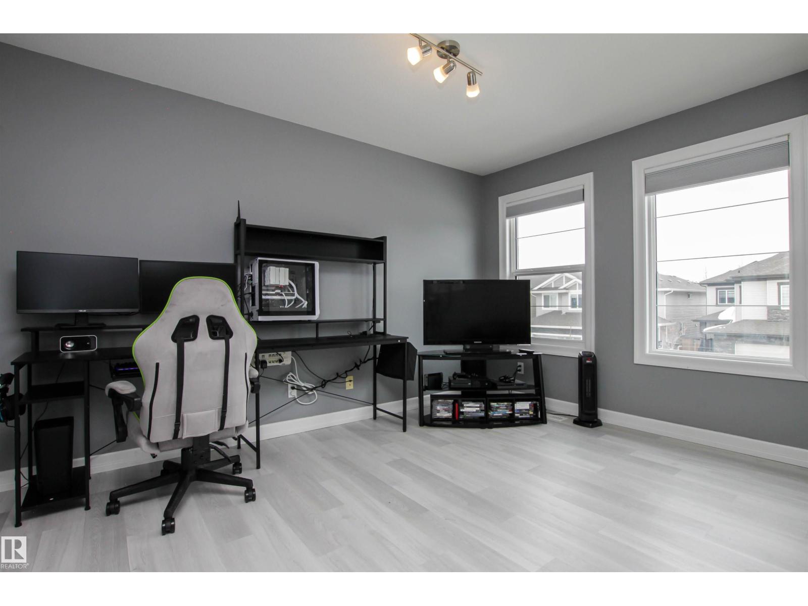 3334 Hilton Cr Nw, Edmonton, Alberta  T6M 0N5 - Photo 28 - E4475914