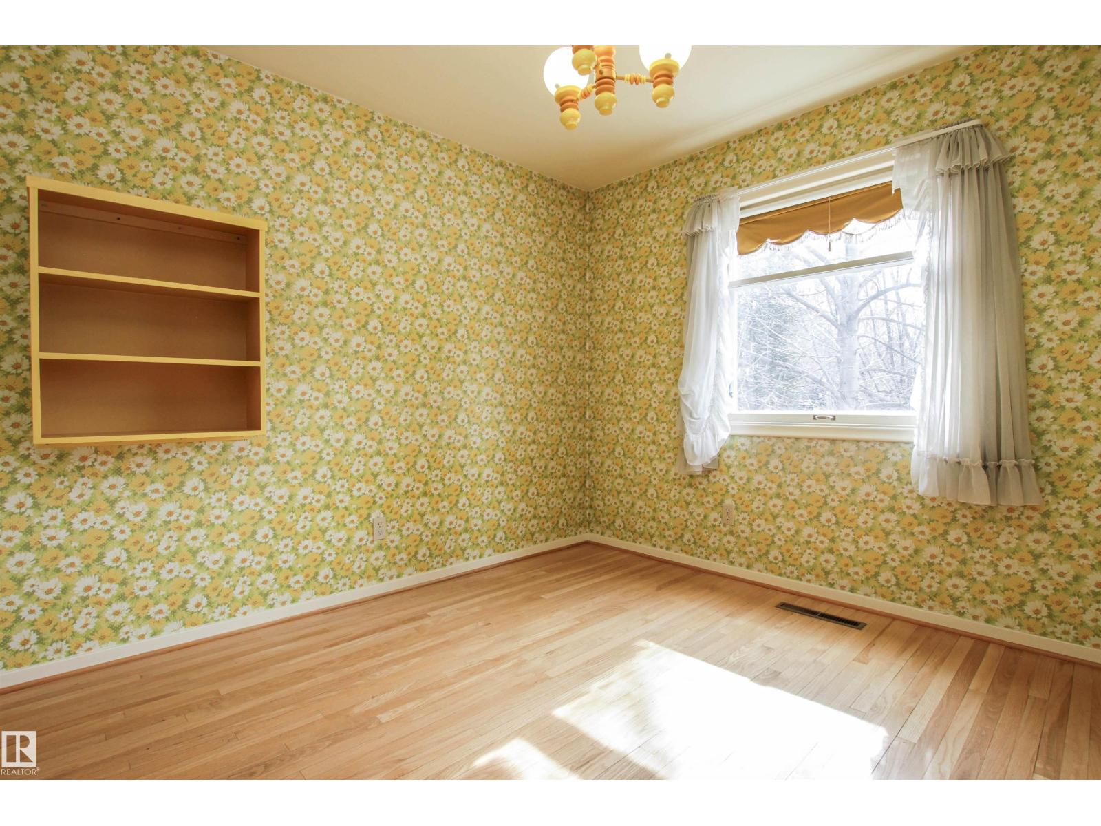 9539 88 Av Nw, Edmonton, Alberta  T6C 1M7 - Photo 17 - E4481233