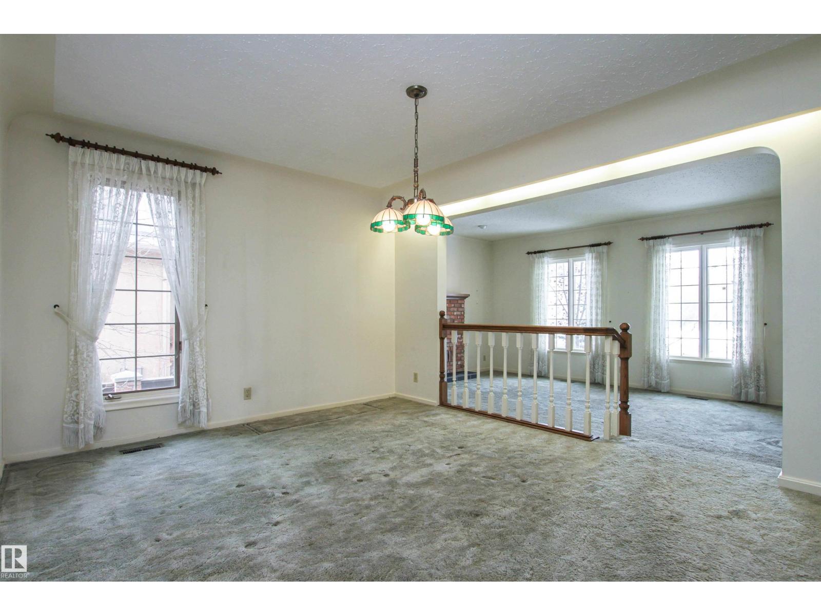 9539 88 Av Nw, Edmonton, Alberta  T6C 1M7 - Photo 9 - E4481233