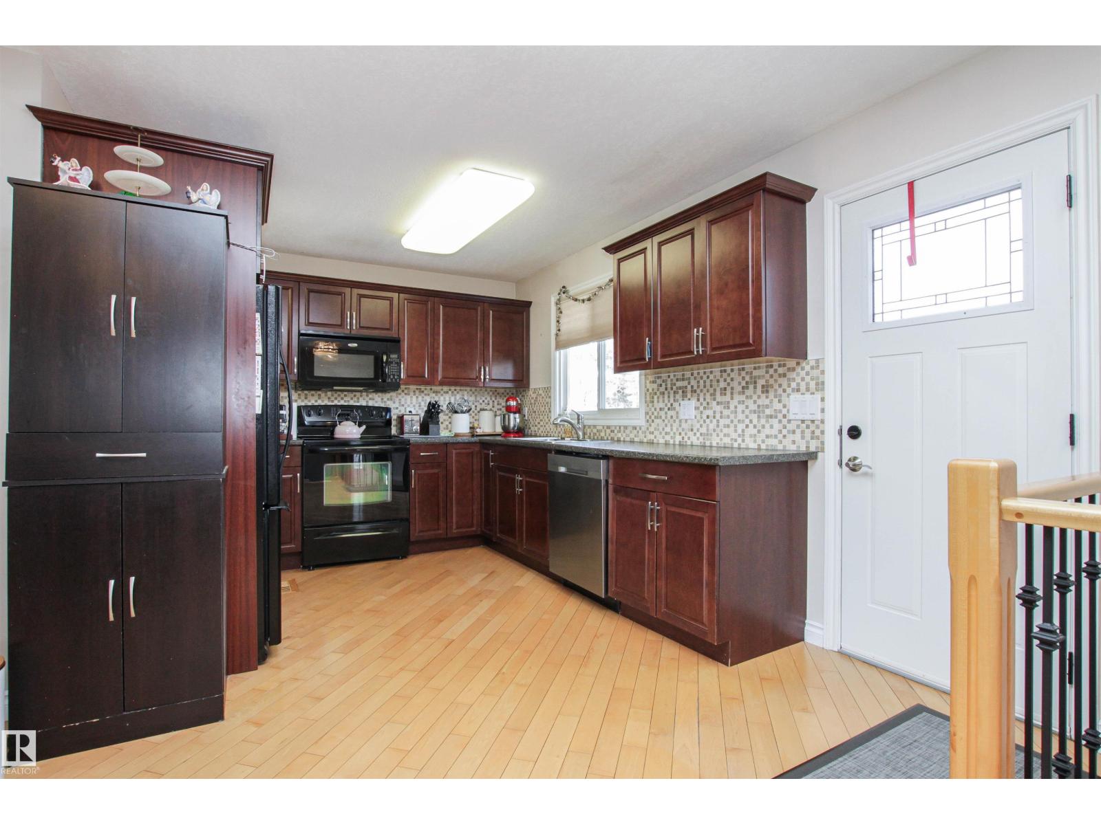 34 Glamorgan Dr, Sherwood Park, Alberta  T8A 2Y4 - Photo 11 - E4481242