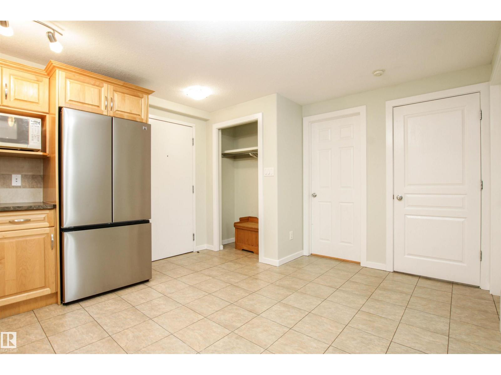 #3 11827 105 St Nw, Edmonton, Alberta  T5G 2N1 - Photo 3 - E4484336