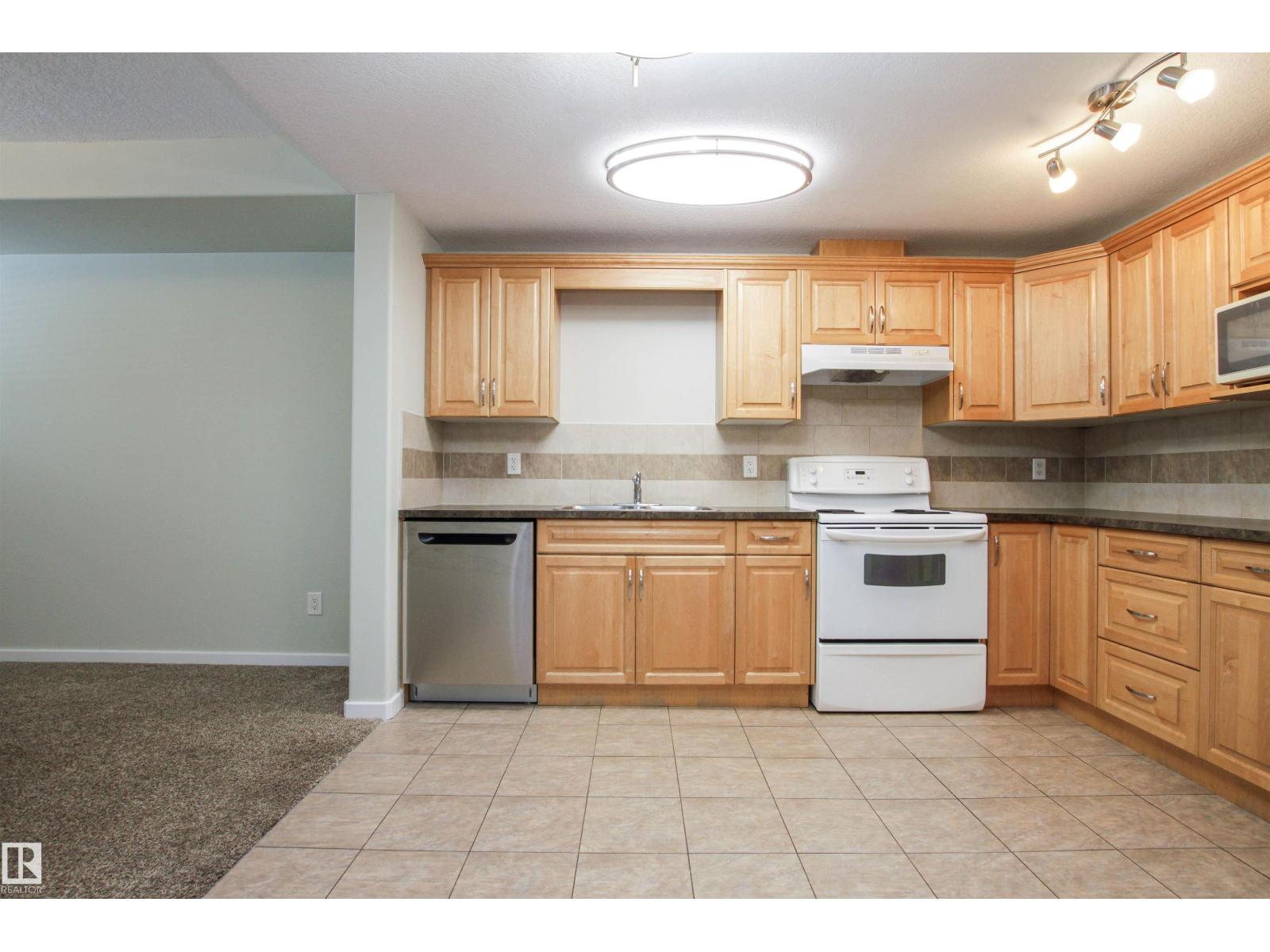 #3 11827 105 St Nw, Edmonton, Alberta  T5G 2N1 - Photo 6 - E4484336