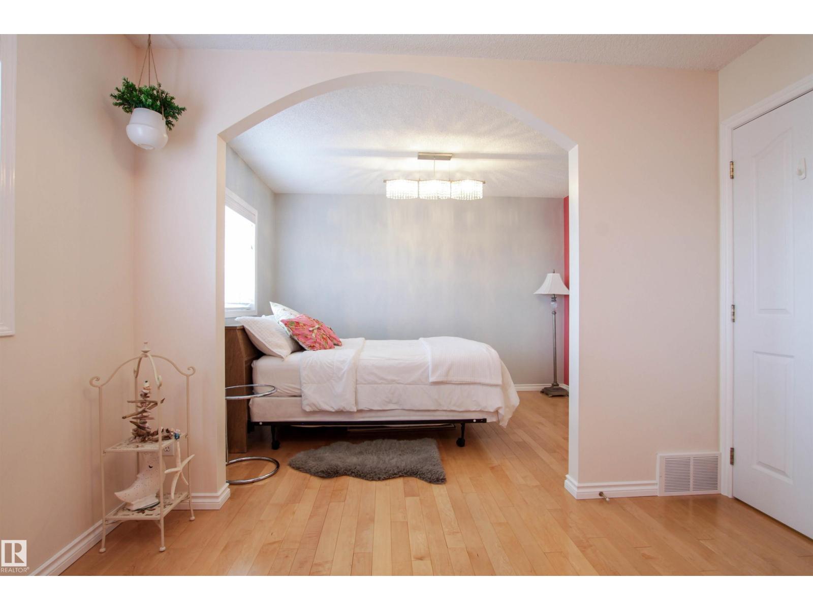 1403 Jefferys Cr Nw, Edmonton, Alberta  T6L 6T4 - Photo 32 - E4486159