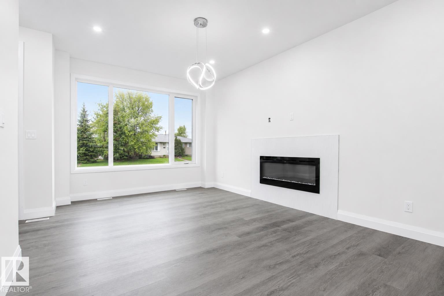 8731 154 St NW, Edmonton, Alberta  T5R 1S6 - Photo 4 - E4491420