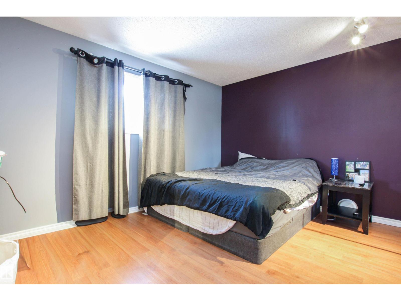 2415 49a St NW, Edmonton, Alberta  T6L 3X2 - Photo 11 - E4492792