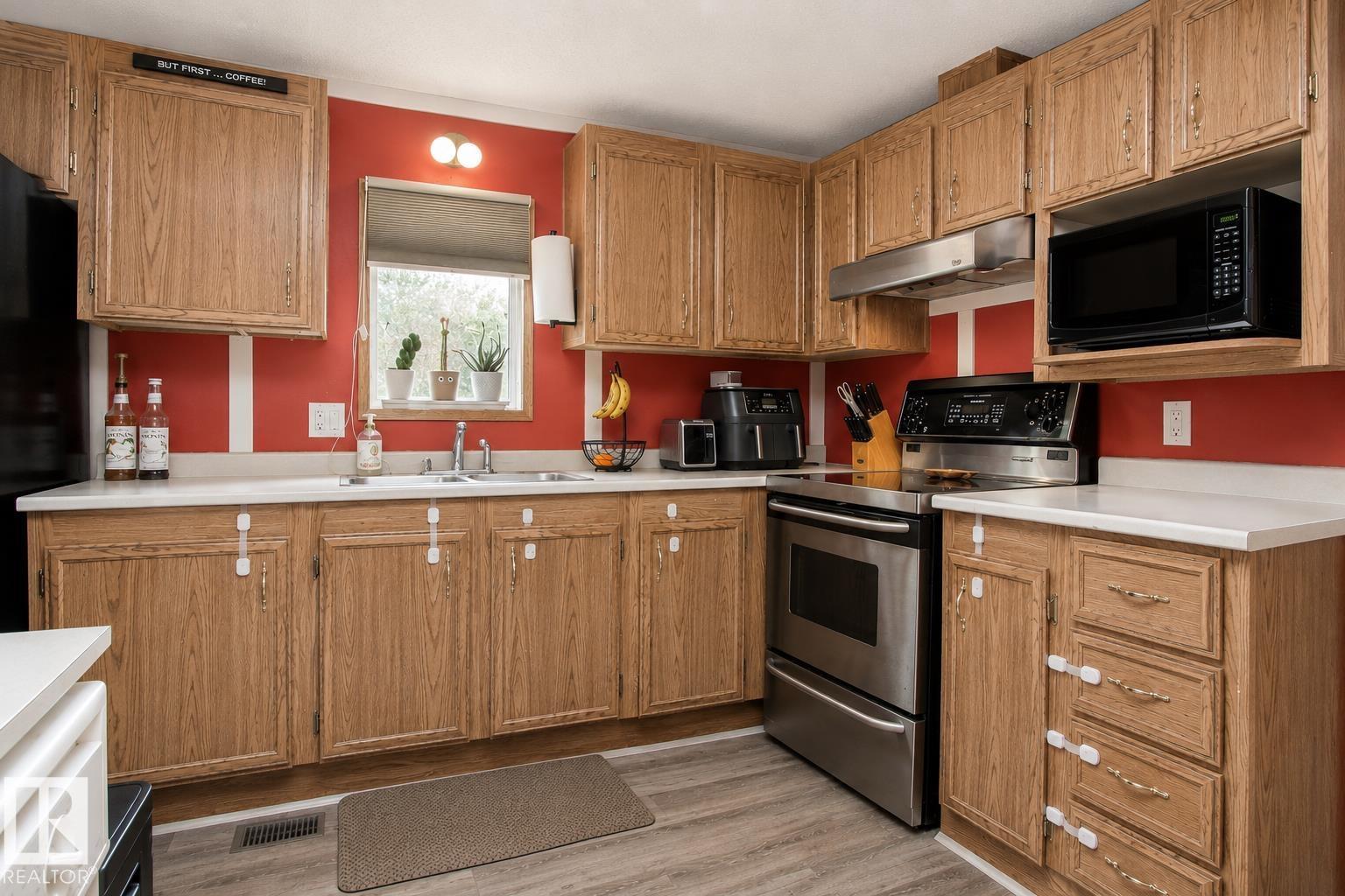 1036 Lakeland Cr, Sherwood Park, Alberta  T8H 1J2 - Photo 12 - E4496648