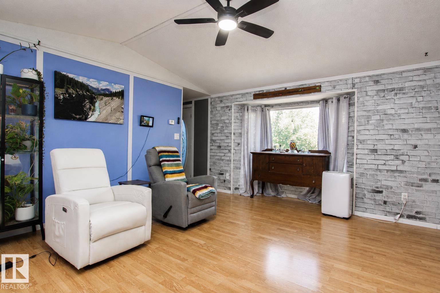 1036 Lakeland Cr, Sherwood Park, Alberta  T8H 1J2 - Photo 5 - E4496648