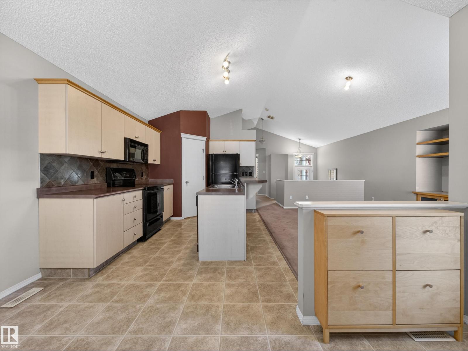 7912 10 Av SW, Edmonton, Alberta  T6X 1E7 - Photo 13 - E4498117