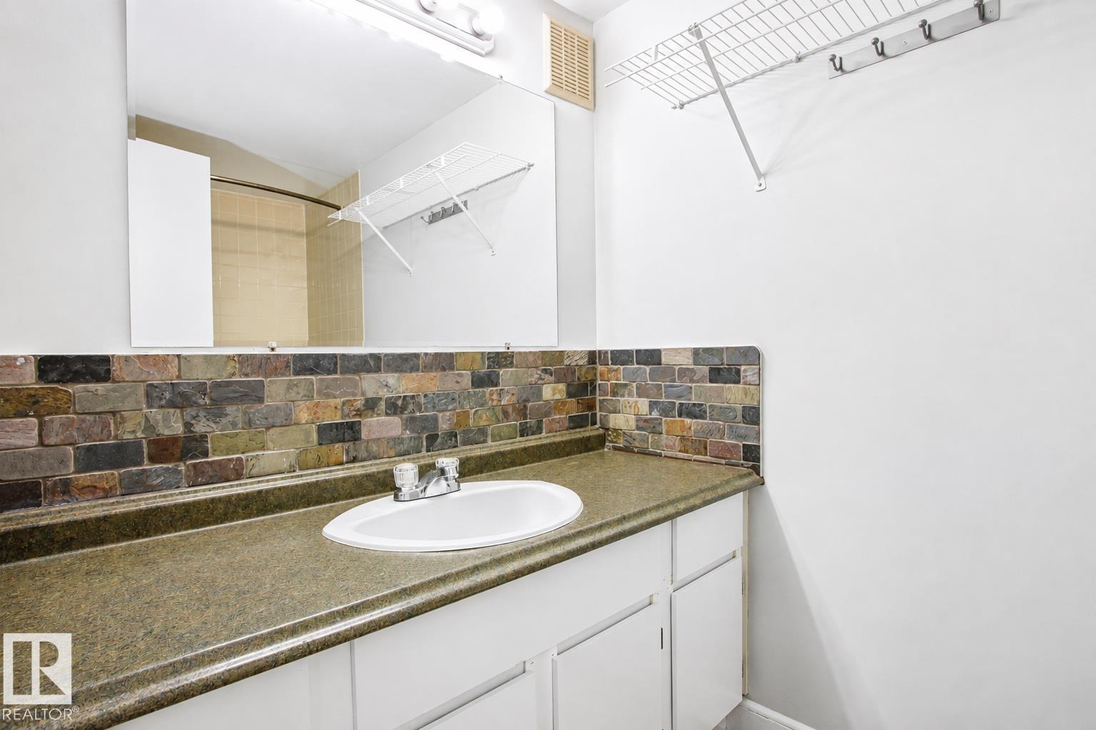 #203 2624 Mill Woods Rd E NW, Edmonton, Alberta  T6L 5K7 - Photo 5 - E4505965