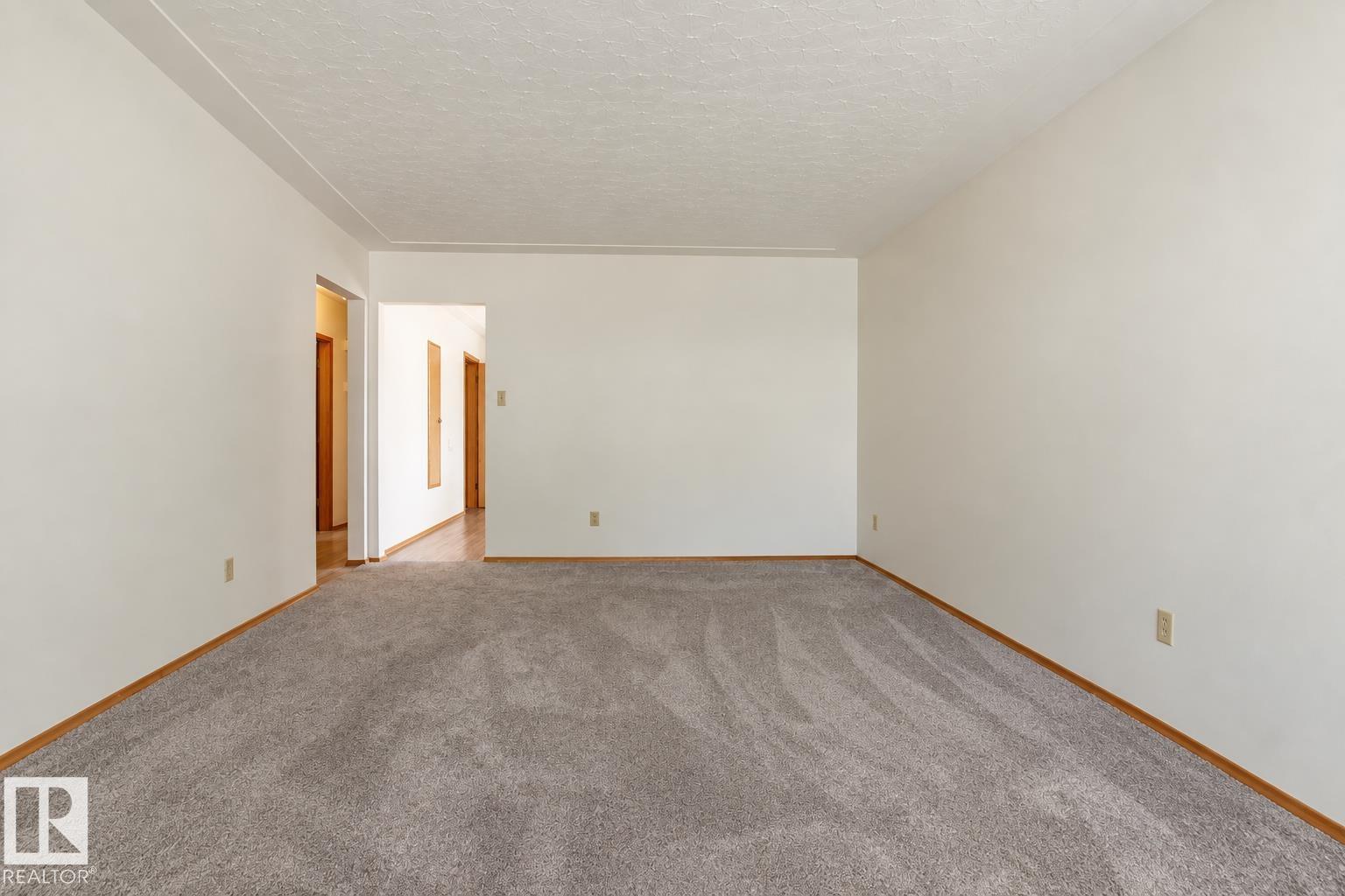 10339 80 Street NW, Edmonton, Alberta  T6A 3J3 - Photo 6 - E4509660