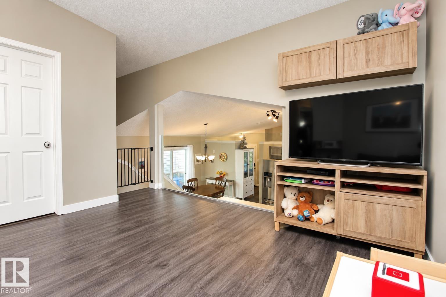 2811 25 St NW, Edmonton, Alberta  T6T 2A3 - Photo 14 - E4513015